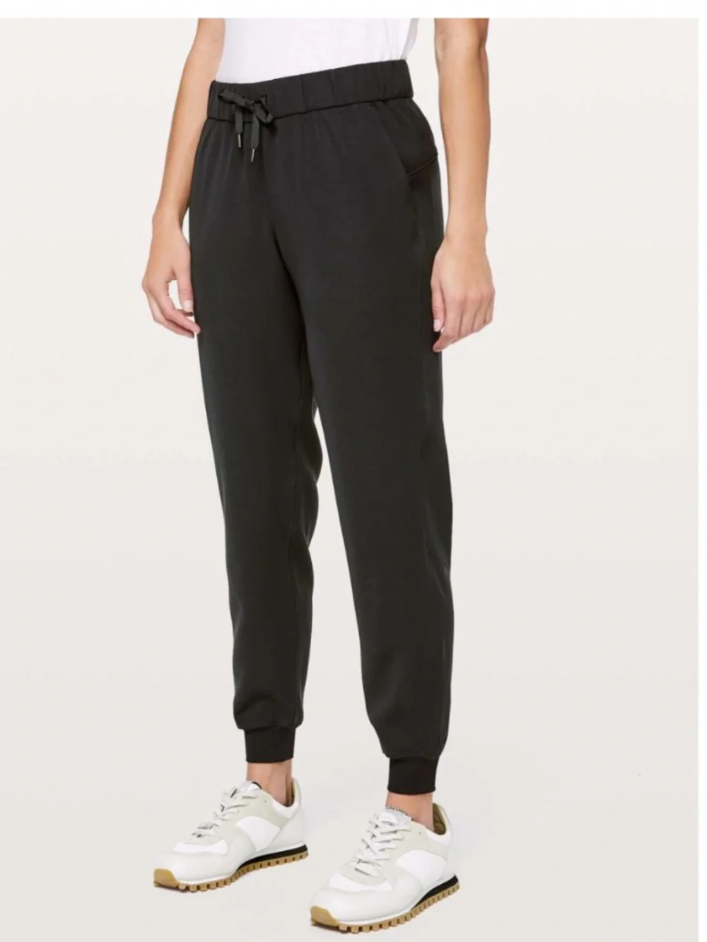 Lululemon Womens On the Fly Jogger Pants Woven Black Size 12 Active Performance